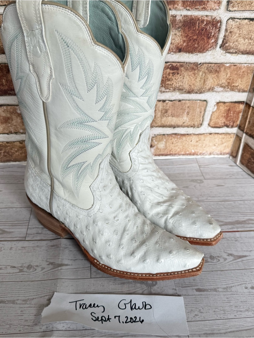 Tecovas Sadie snow ostrich 8.5